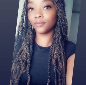 Meet your Posher, Laquisha